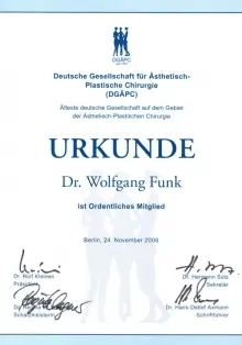 dr funk ist mitglied der deutschen gesellschaft fuer aesthetisch plastische chirurgie dgaepc5